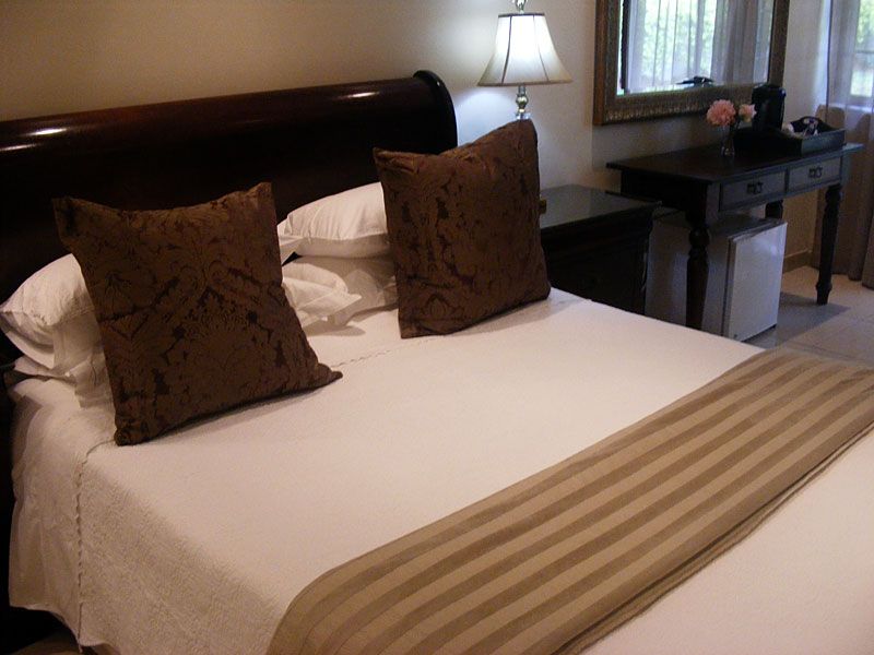 JR Guest House Gallery - JR Guesthouse Accommodation - Click to enlarge JR Guest House Gallery - JR Guesthouse Accommodation - Click to enlarge