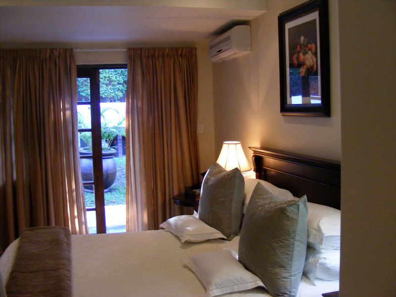 JR Guest House Gallery - JR Guesthouse Accommodation - Click to enlarge JR Guest House Gallery - JR Guesthouse Accommodation - Click to enlarge