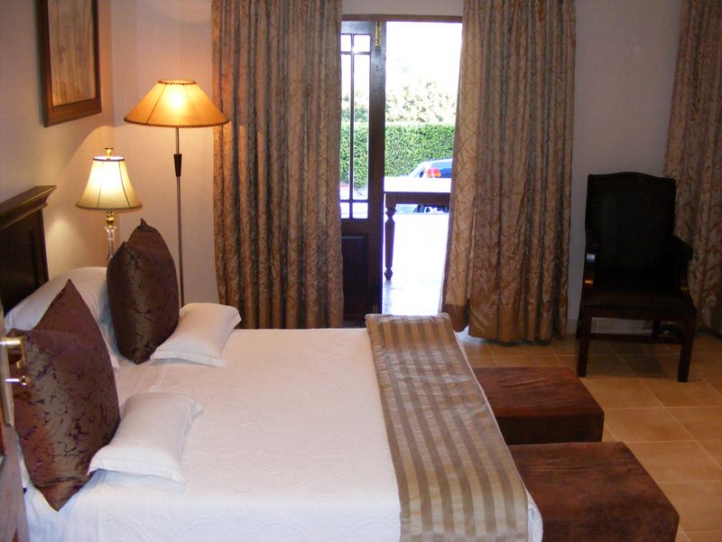 JR Guest House Gallery - JR Guesthouse Accommodation - Click to enlarge JR Guest House Gallery - JR Guesthouse Accommodation - Click to enlarge